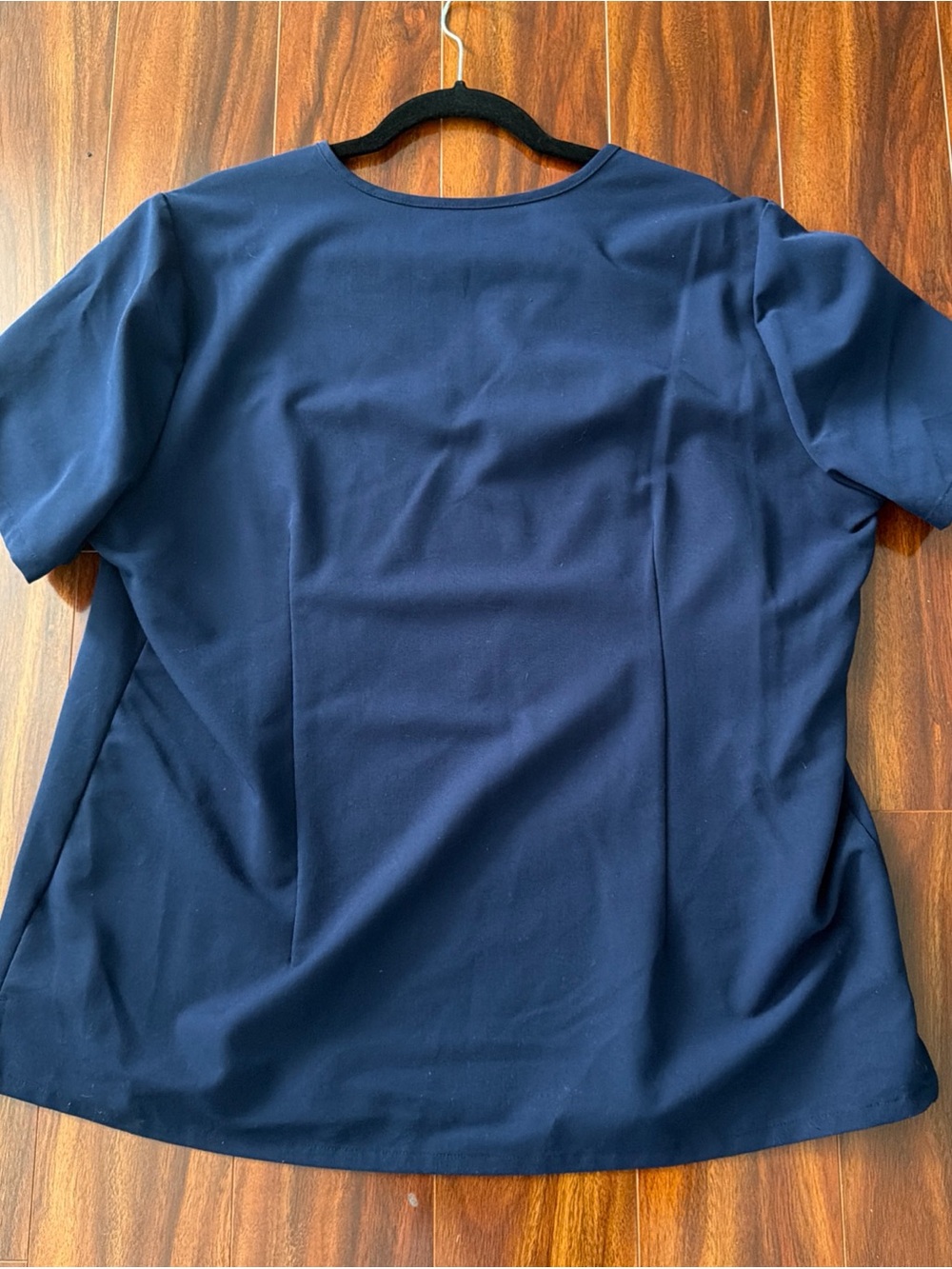 FIGS Women’s XXL Technical Collection Catarina One-Pocket Scrub Top Navy J-11 - Picture 5 of 11
